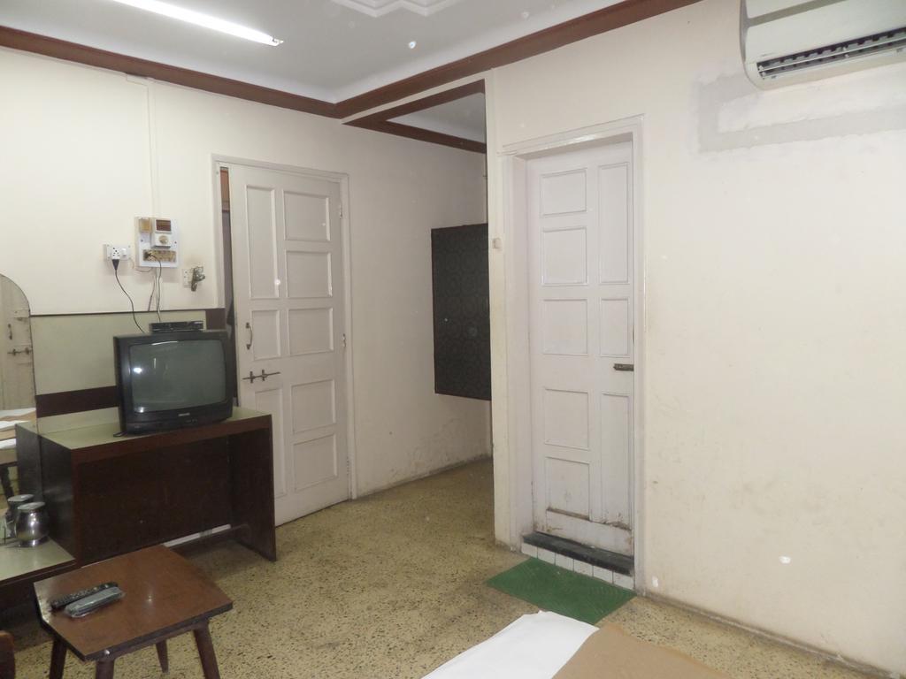 Hotel Shilpa Nashik Ruang foto